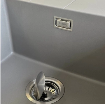 Комплект кухненска мивка сива и смесител Inox